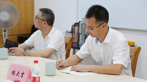 德曼節(jié)能智慧云管控服務(wù)到底有什么特色，頻頻吸引市委領(lǐng)導(dǎo)前來(lái)調(diào)研？